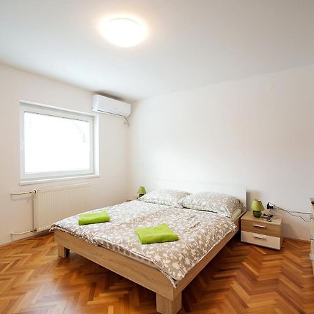 Sweet Apartments With Free Private Parking Ljubljana Exteriör bild