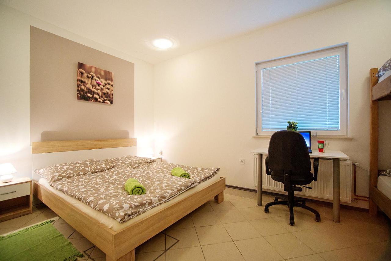 Sweet Apartments With Free Private Parking Ljubljana Exteriör bild