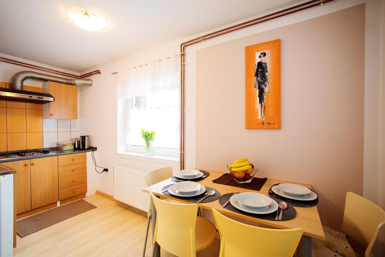 Sweet Apartments With Free Private Parking Ljubljana Exteriör bild