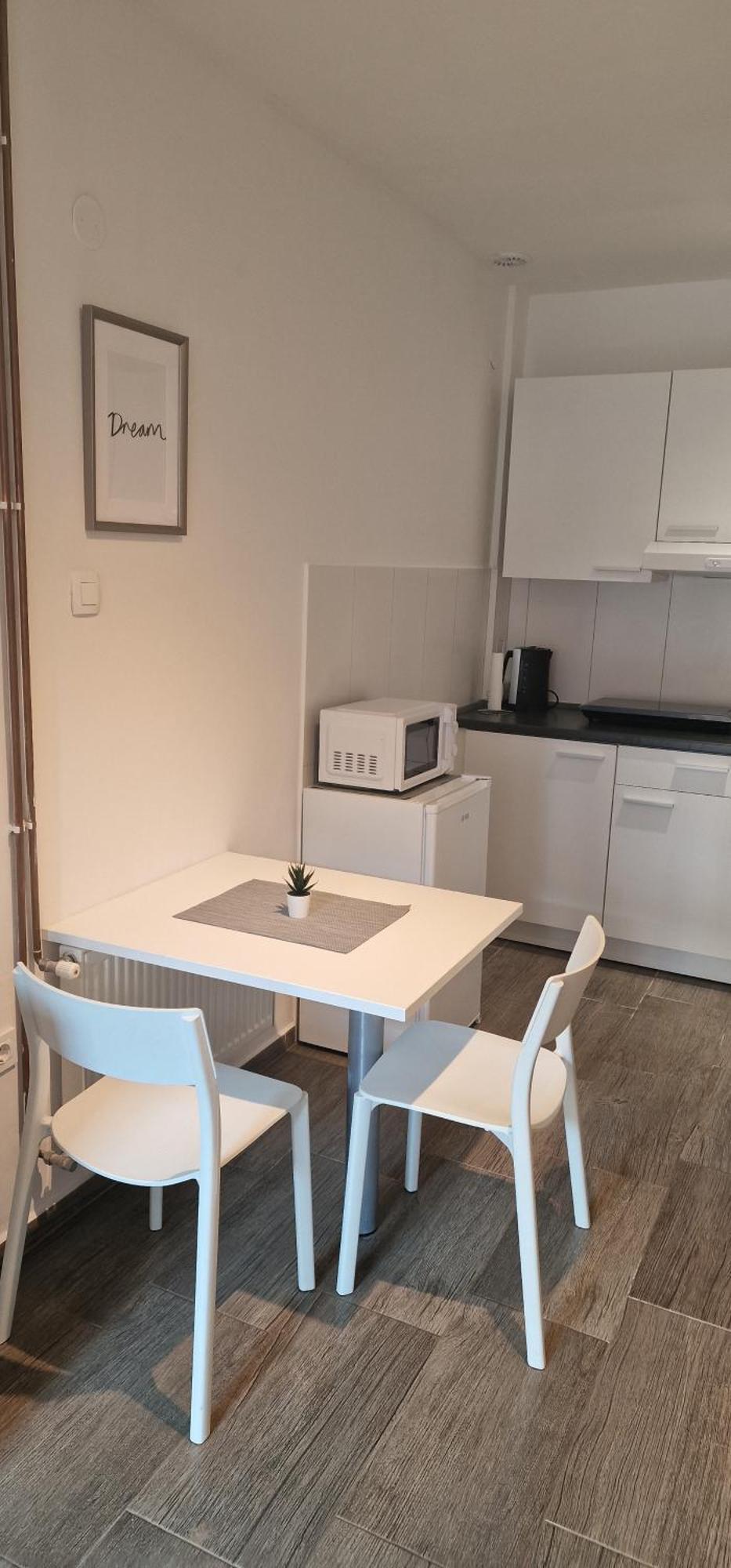 Sweet Apartments With Free Private Parking Ljubljana Rum bild